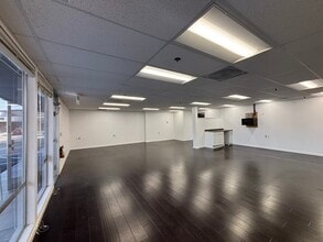 2950 Beacon Blvd, West Sacramento, CA à louer Photo intérieure– Image 2 sur 10