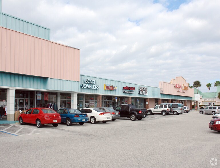 100 Canaveral Plaza Blvd, Cocoa Beach, FL à louer - Photo de l’immeuble – Image 2 sur 13