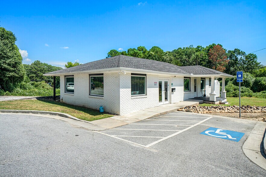 7336 Lee Rd, Lithia Springs, GA à vendre - Photo de l’immeuble – Image 3 sur 24