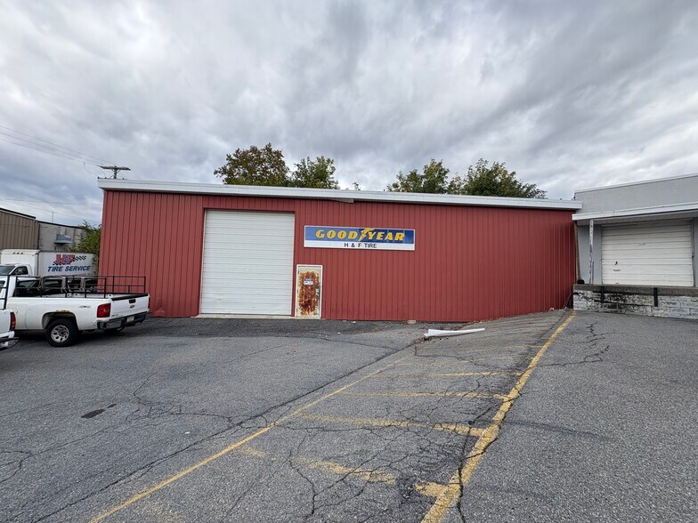 349 Buttonwood St, Reading, PA à vendre - Photo de l’immeuble – Image 2 sur 12