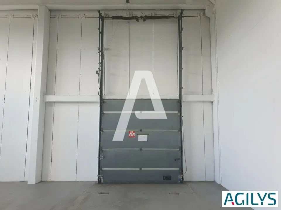 Local d’activités dans Valenton à louer Photo intérieure– Image 1 sur 7