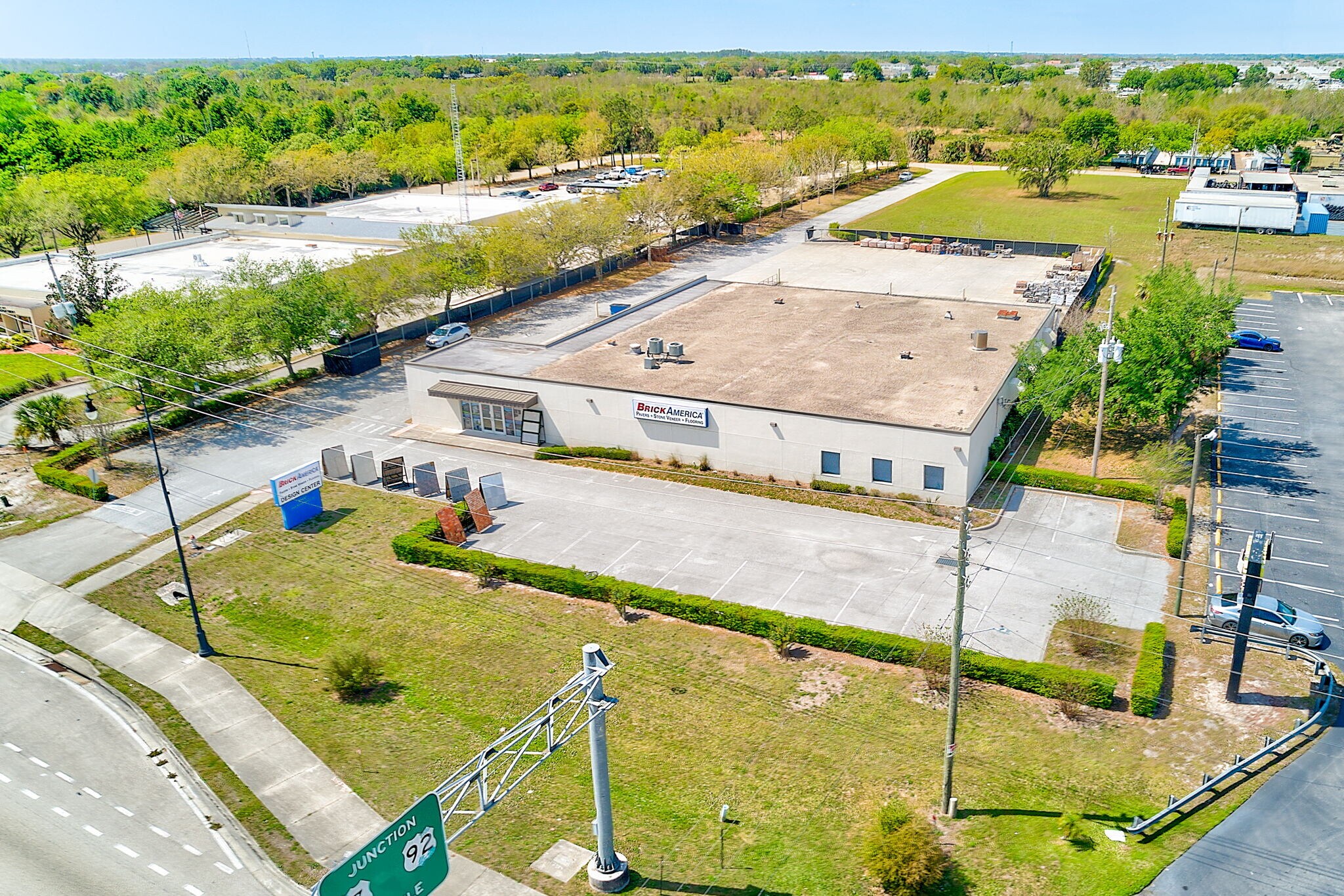 35450 US Highway 27, Haines City, FL à louer Photo de l’immeuble– Image 1 sur 3