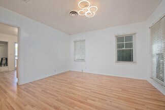 Plus de détails pour 23013 Ventura Blvd, Woodland Hills, CA - Bureau à vendre