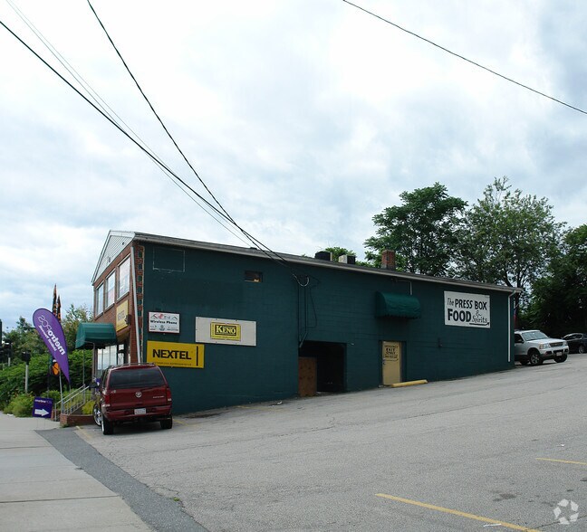 536 Lincoln St, Worcester, MA à louer - Photo de l’immeuble – Image 2 sur 2