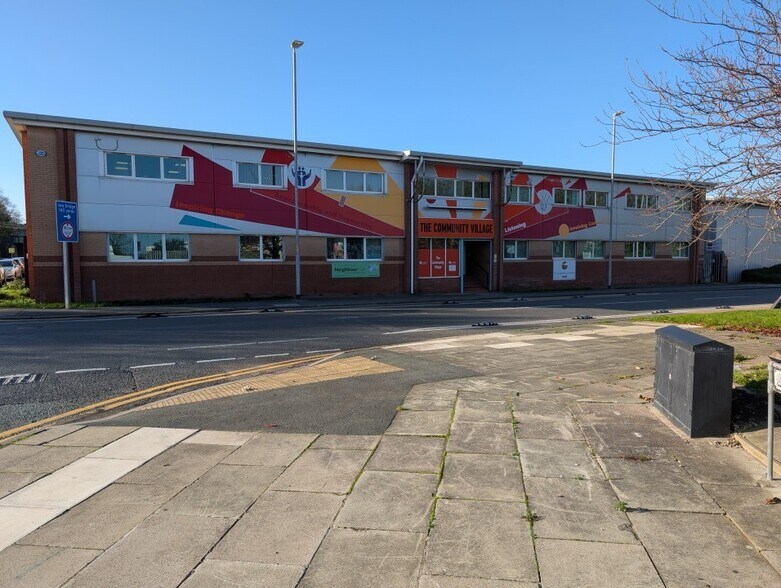 330-334 New Chester Rd, Birkenhead à vendre - Photo principale – Image 1 sur 9