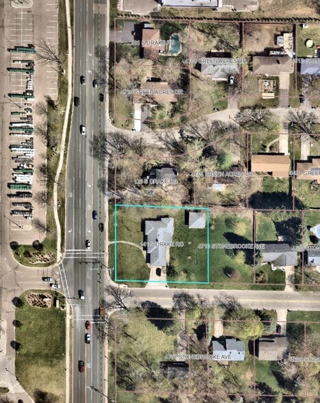 141 S Drake Rd, Kalamazoo, MI à vendre - Photo de l’immeuble – Image 2 sur 17