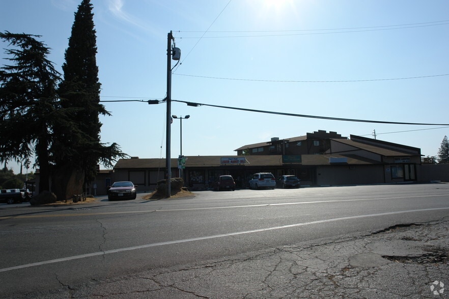 2210 Taylor Rd, Penryn, CA à louer - Photo de l’immeuble – Image 1 sur 17