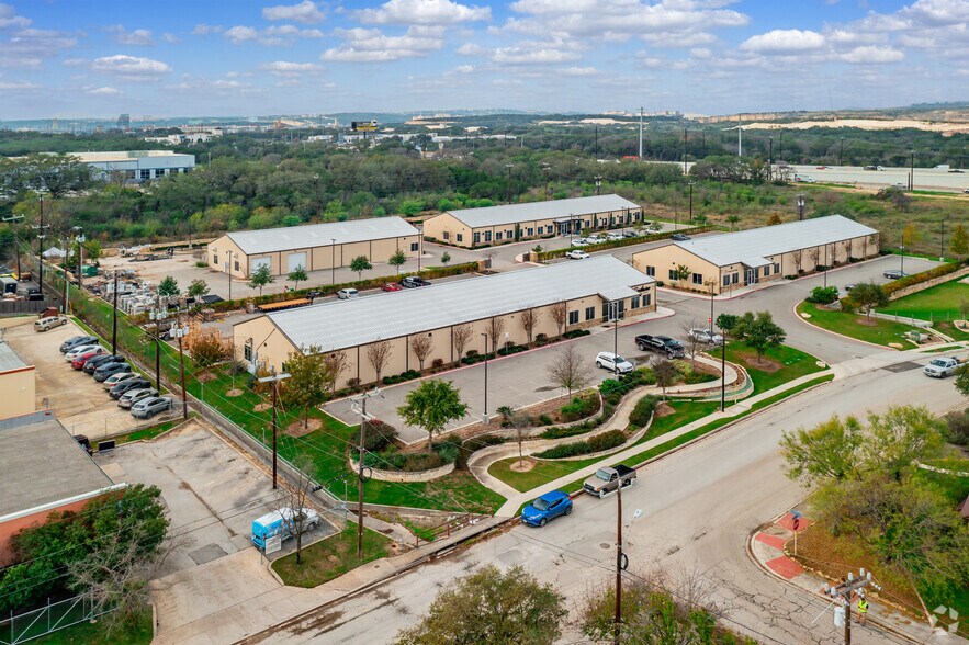 16215 University Oak, San Antonio, TX à louer - Photo de l’immeuble – Image 2 sur 9