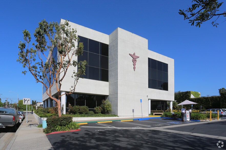1501 Superior Ave, Newport Beach, CA à louer - Photo de l’immeuble – Image 3 sur 29