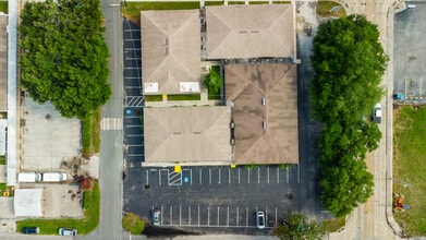 260 S Marion Ave, Lake City, FL à louer Photo intérieure– Image 2 sur 18