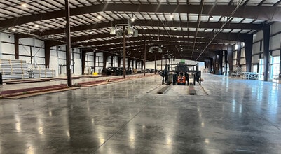 6556 S Airport Rd, West Jordan, UT à louer Photo intérieure– Image 1 sur 5