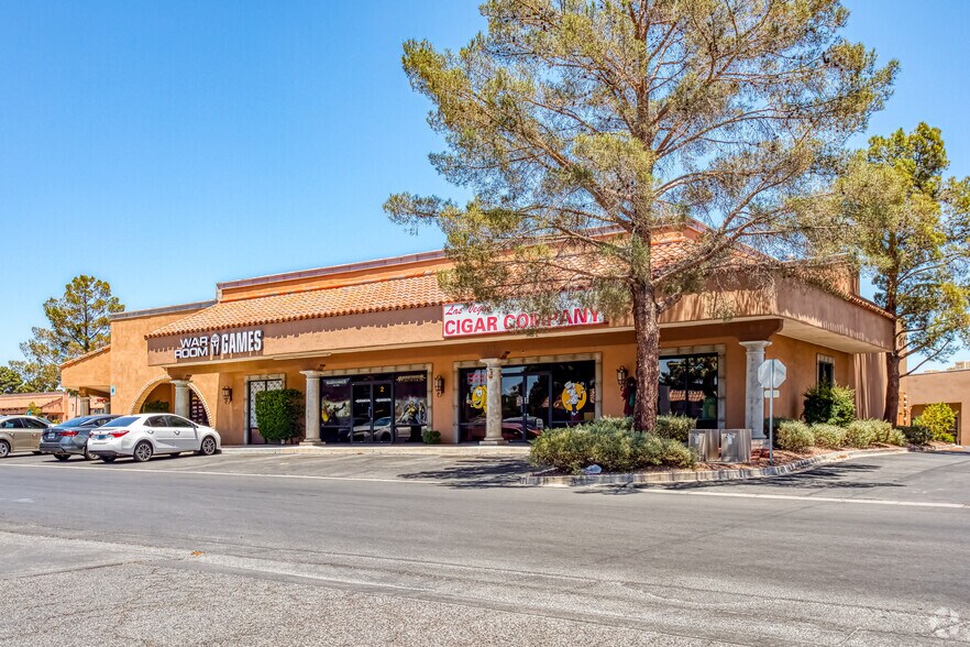 2510 E Sunset Rd, Las Vegas, NV à louer - Photo de l’immeuble – Image 2 sur 5