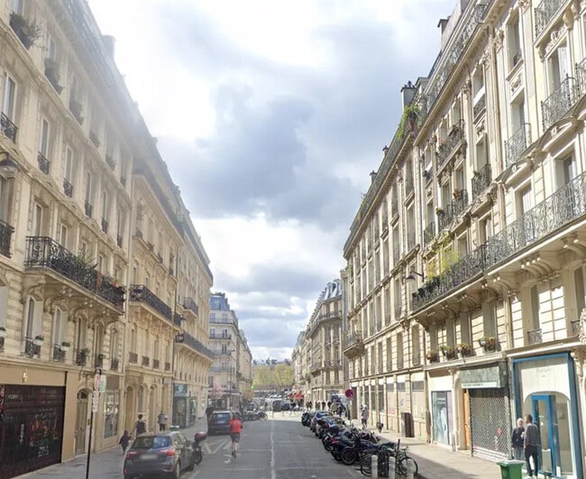 Plus de détails pour Local commercial à louer