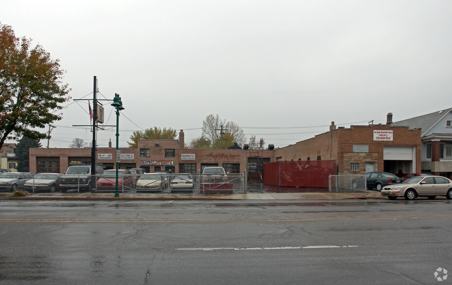 1744 Indianapolis Blvd, Whiting, IN à vendre - Photo principale – Image 1 sur 47