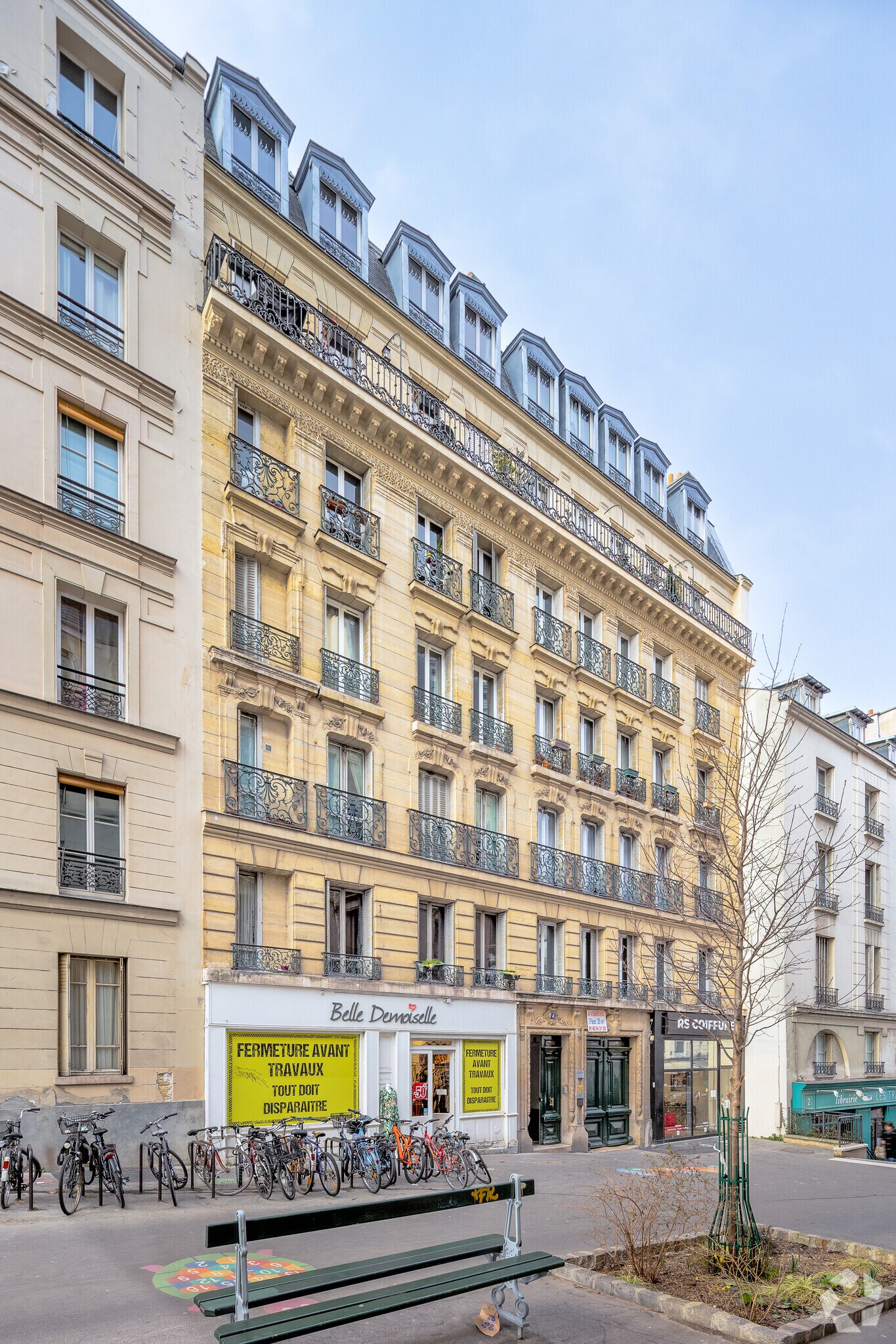 Local commercial dans Paris à louer Photo principale– Image 1 sur 11