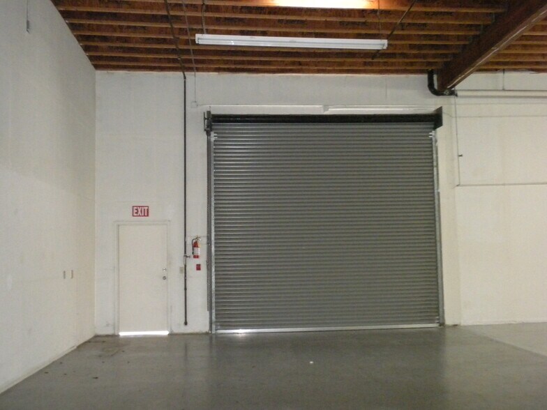 40 Union Way, Vacaville, CA à louer - Photo de l’immeuble – Image 3 sur 24