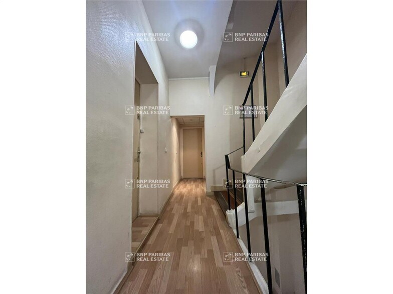 6 Bis Rue Georges Clémenceau, Versailles à louer - Photo intérieure – Image 1 sur 16