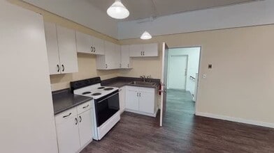 401 Center St, Healdsburg, CA à louer - Vidéo sur l’annonce professionnelle 