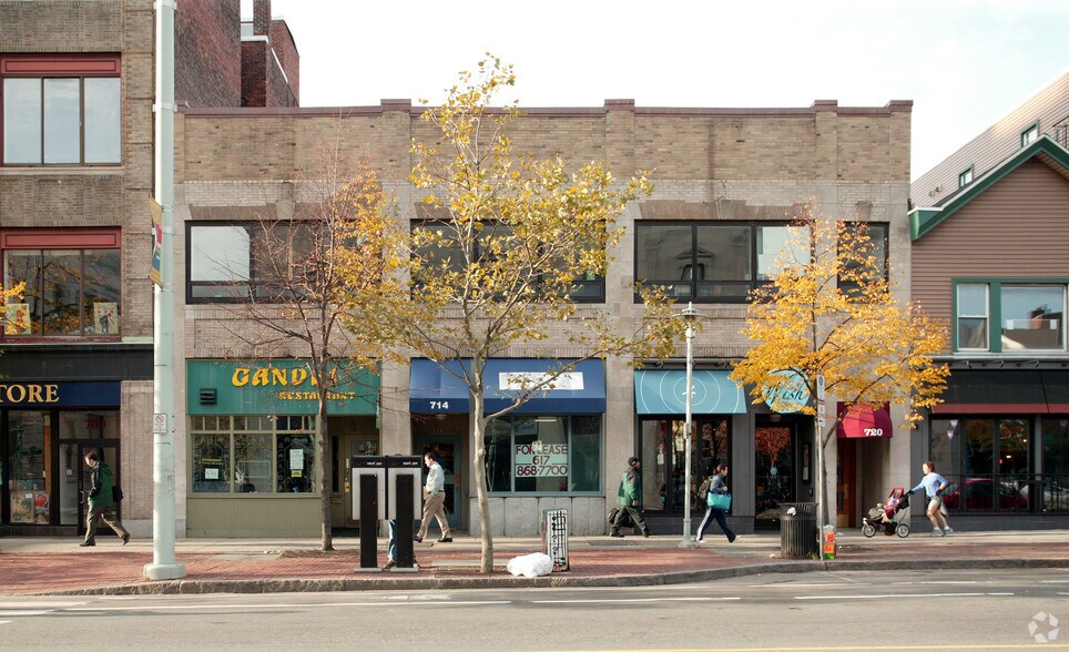 720-730 Massachusetts Ave, Cambridge, MA à louer - Photo de l’immeuble – Image 3 sur 5