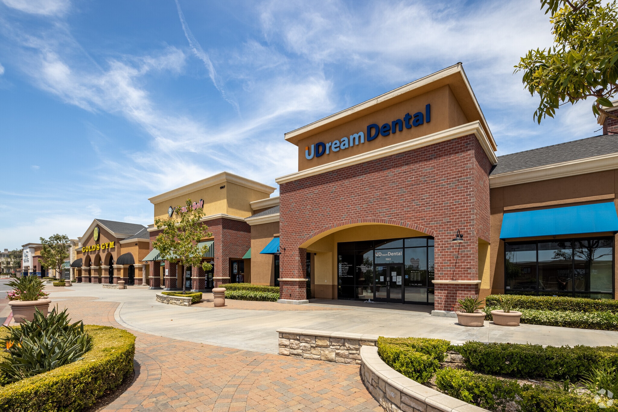 1893-1995 W Malvern Ave, Fullerton, CA à louer Photo principale– Image 1 sur 41