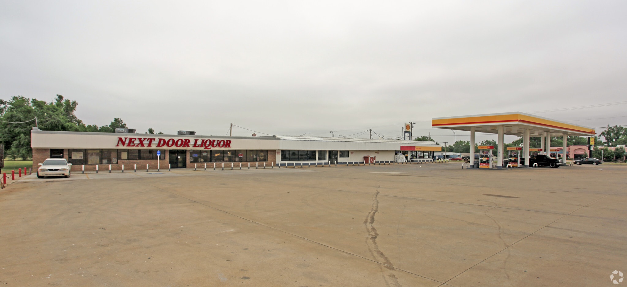 404-406 W Country Club Rd, Chickasha, OK à vendre Photo principale– Image 1 sur 13