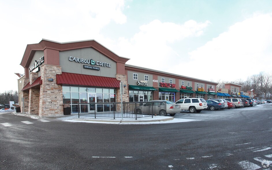 4445 Nathan Ln N, Plymouth, MN à louer - Photo de l’immeuble – Image 2 sur 8