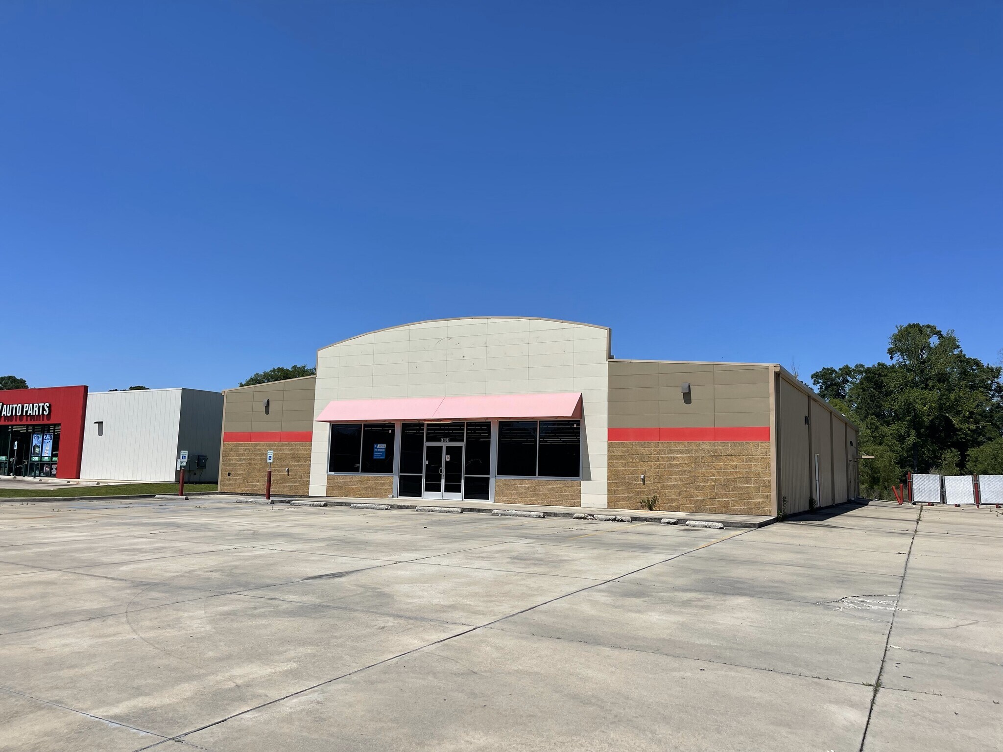 44034 Highway 429, Saint Amant, LA à louer Photo de l’immeuble– Image 1 sur 4