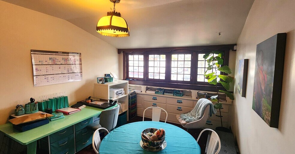 56 E 15th Ave, Eugene, OR à vendre - Photo de l’immeuble – Image 3 sur 4