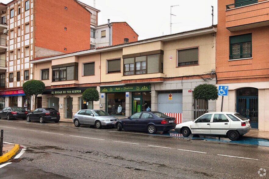 Avenida Estación, 51, Torrijos, Toledo à vendre - Photo de l’immeuble – Image 2 sur 2