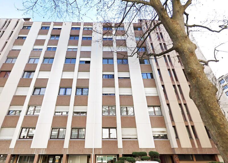 Bureau dans Lyon à vendre - Photo de l’immeuble – Image 1 sur 7