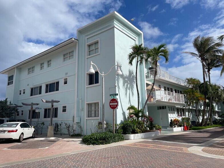 2800 N Surf Rd, Hollywood, FL à vendre - Photo de l’immeuble – Image 3 sur 17