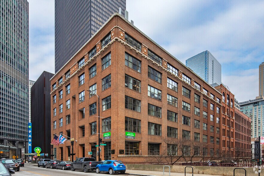 420 N Wabash Ave, Chicago, IL à louer - Photo de l’immeuble – Image 2 sur 5