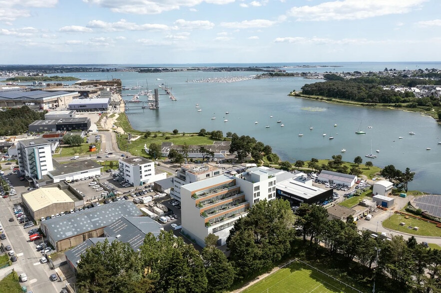 Bureau dans Lorient à vendre - Photo de l’immeuble – Image 1 sur 4