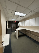 2607 N Grandview Blvd, Waukesha, WI à louer Photo intérieure– Image 2 sur 6