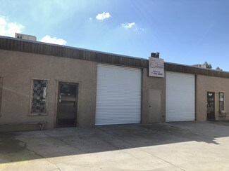 Plus de détails pour 1535 E Acequia Ave, Visalia, CA - Local d'activités à louer