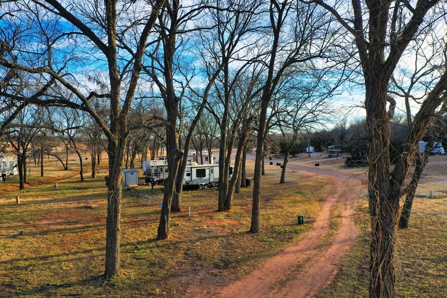 18022 Hogback Rd, Luther, OK à vendre - Photo principale – Image 1 sur 53