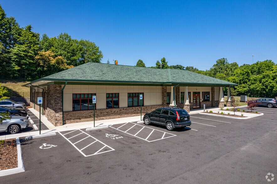 1242 W Shipley Ferry Rd, Kingsport, TN à vendre - Photo de l’immeuble – Image 3 sur 17