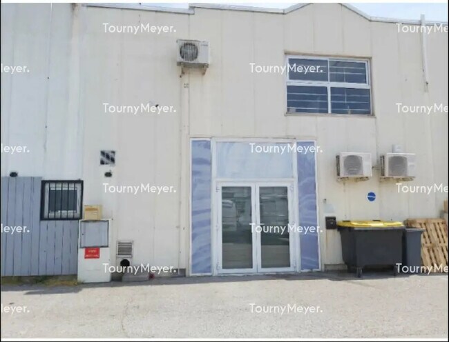 Plus de détails pour Industriel/Logistique à louer