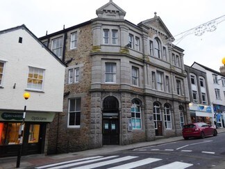 Plus de détails pour 113 Market Jew St, Penzance - Local commercial à louer