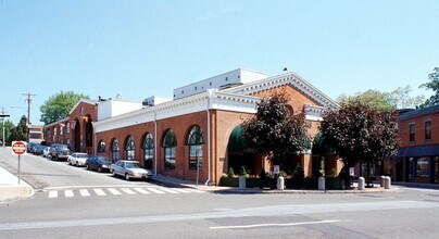 10 Wall St, Norwalk, CT à louer Photo de l’immeuble– Image 1 sur 6