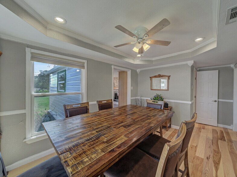 Shady Grove @ S Wildwood Drive, Irving, TX à vendre - Photo intérieure – Image 3 sur 18