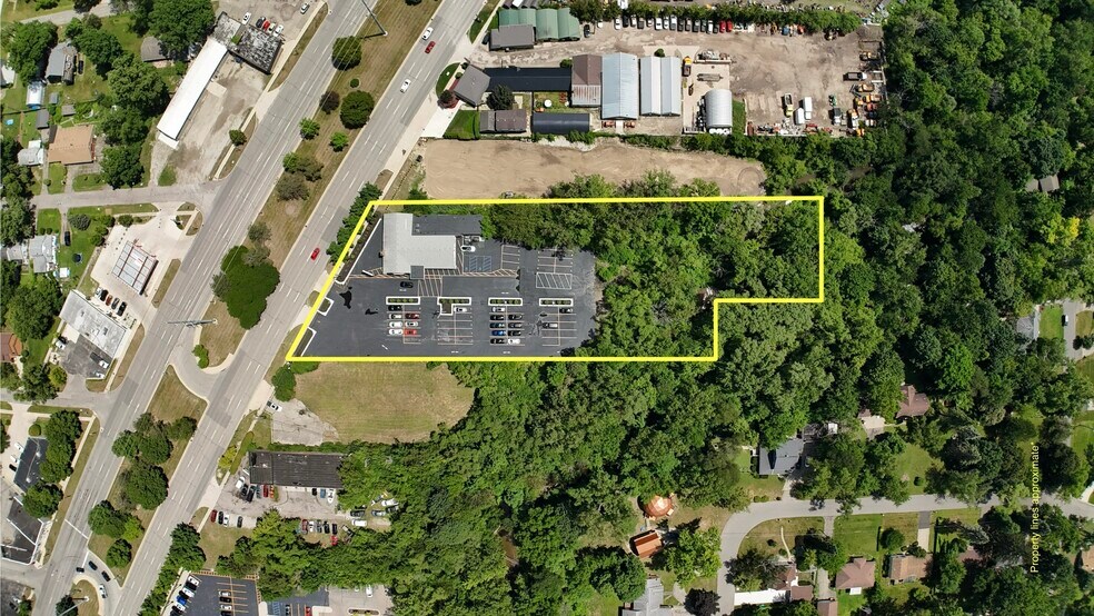 28975 Grand River Ave, Farmington Hills, MI à vendre - Photo de l’immeuble – Image 2 sur 27