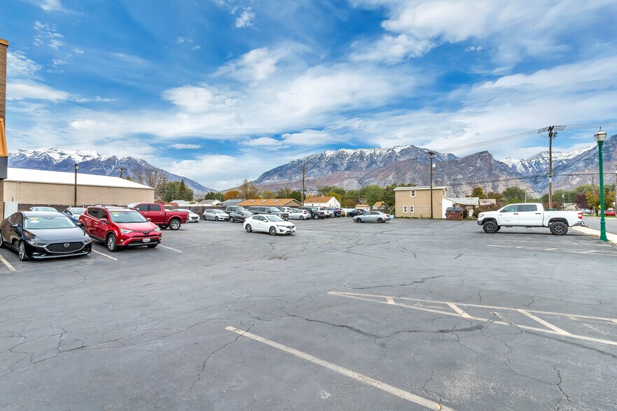 1587-1599 S State St, Orem, UT à louer - Photo de l’immeuble – Image 2 sur 14