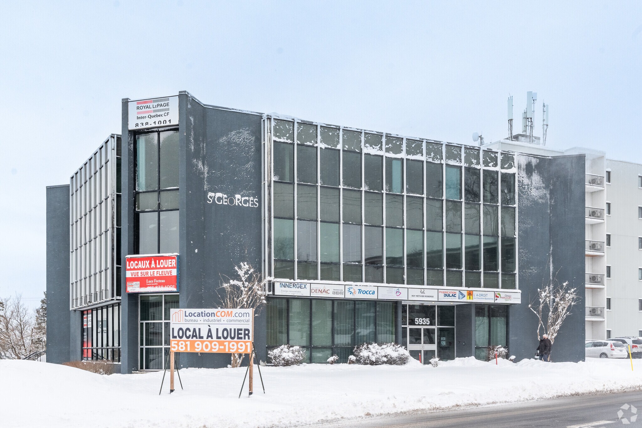 5935 Rue Saint-Georges, Lévis, QC à louer Photo principale– Image 1 sur 4