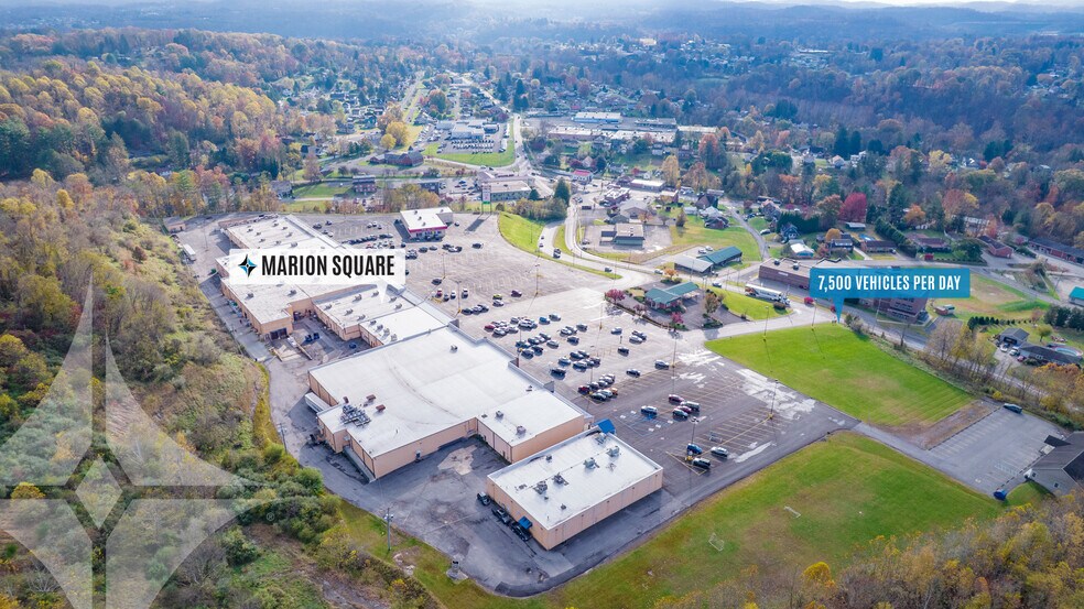 308 Marion Sq, Fairmont, WV à louer - Photo de l’immeuble – Image 3 sur 5