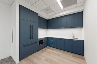 620 Newport Center Dr, Newport Beach, CA à louer Photo intérieure– Image 1 sur 5