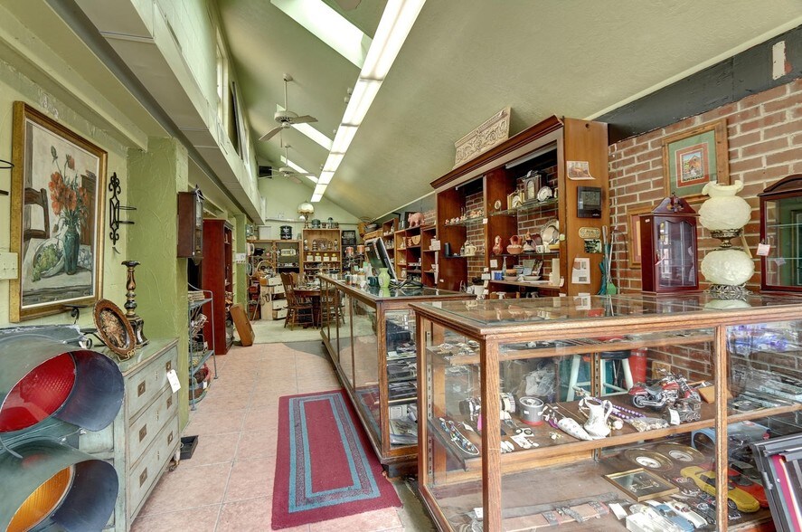 807 Wilcox St, Castle Rock, CO à vendre - Photo intérieure – Image 3 sur 48