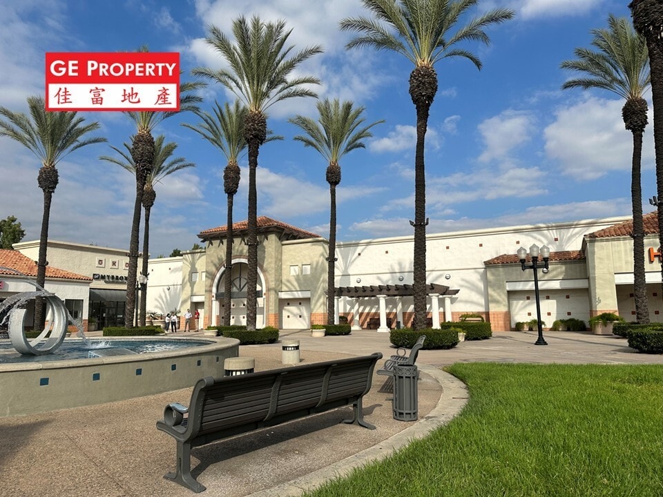 10570-10848 Foothill Blvd, Rancho Cucamonga, CA à louer Photo de l’immeuble– Image 1 sur 6