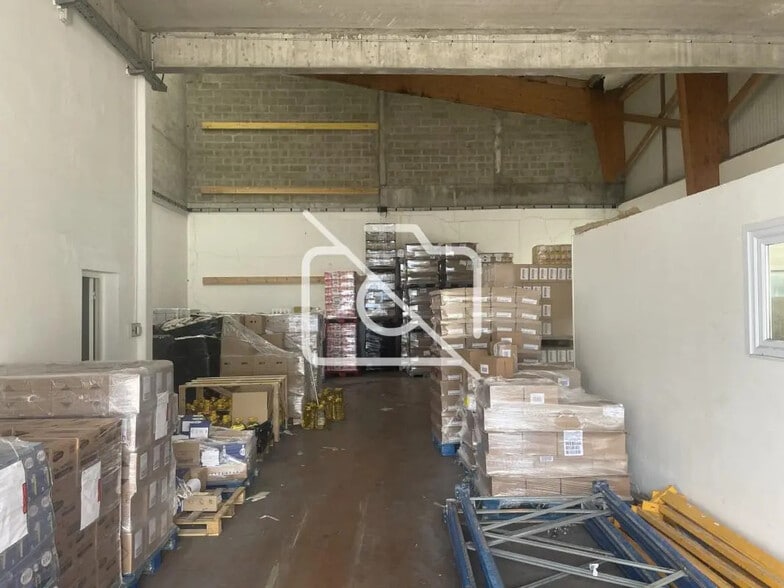 Industriel/Logistique dans Pontault-Combault à vendre - Photo de l’immeuble – Image 3 sur 5