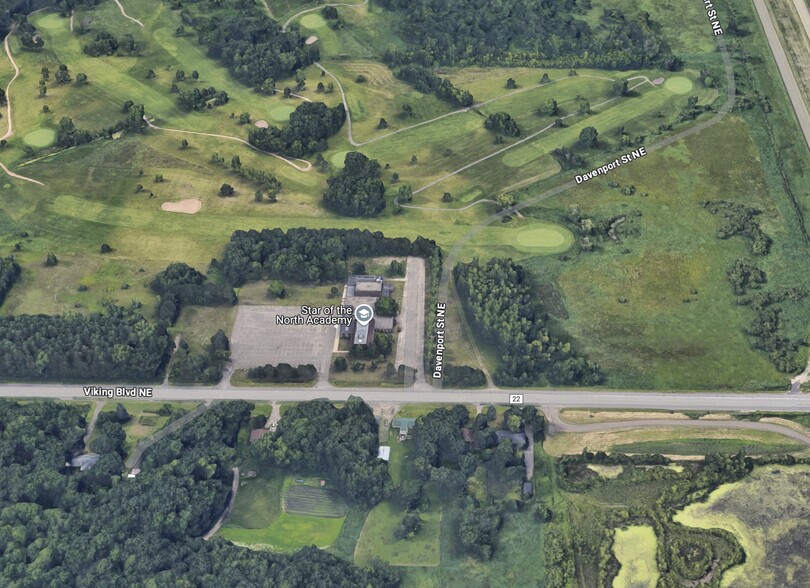 1555 Viking Blvd NE, East Bethel, MN à vendre - Photo de l’immeuble – Image 2 sur 3